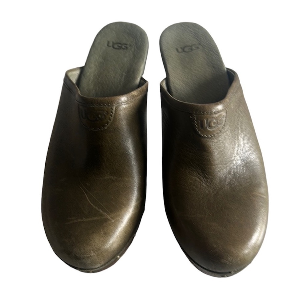 Ugg clogs size 8 olive green brown